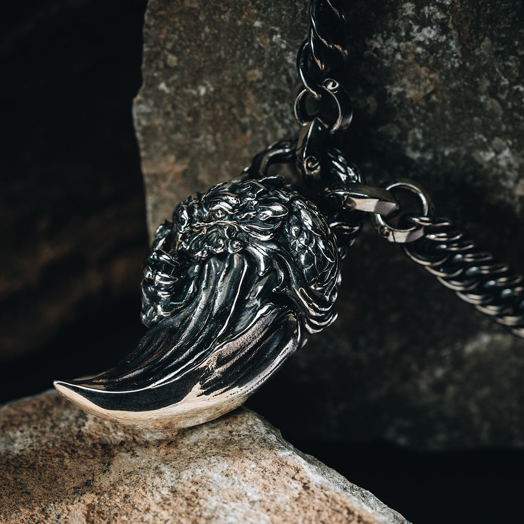 Dragon Tooth with Full Chain