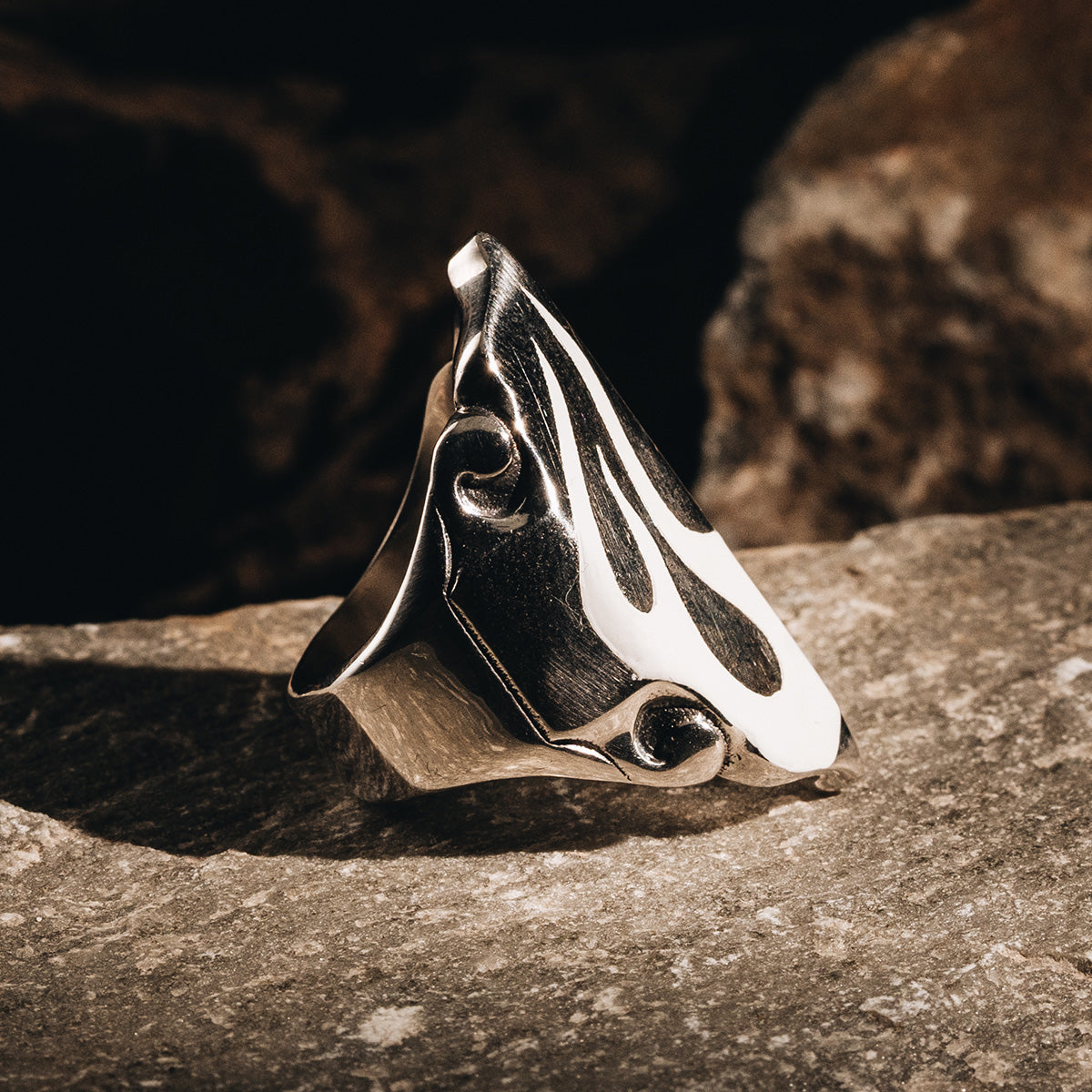 Ruyi Armor Ring Painted-01
