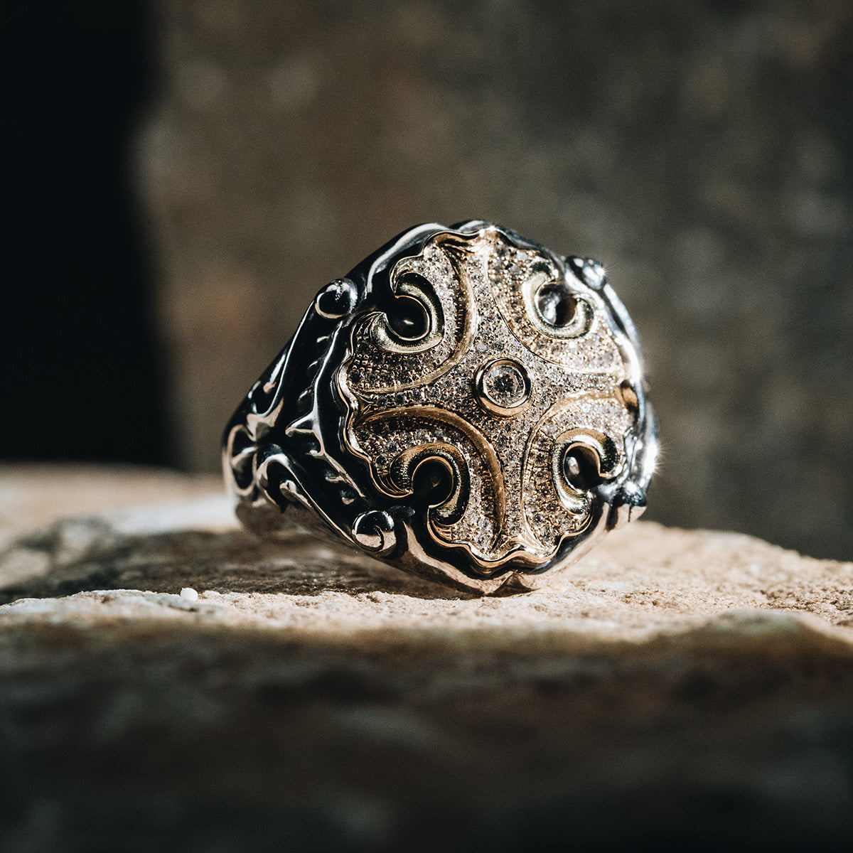 Floral Ring W/ Diamonds